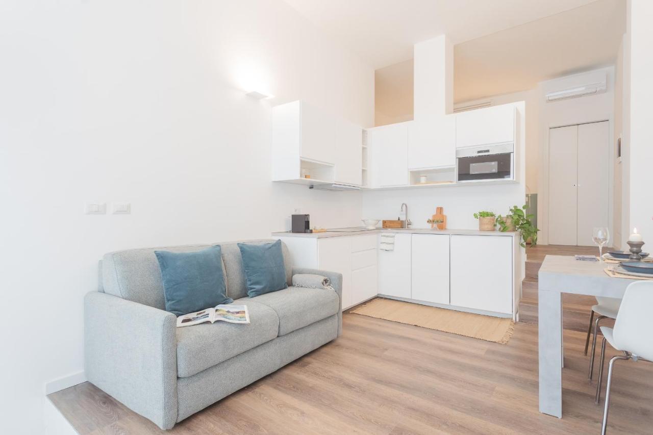 A Step From The Dome Apartment By Rent All Como Kültér fotó