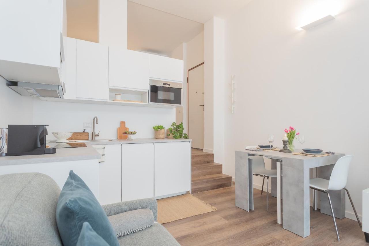 A Step From The Dome Apartment By Rent All Como Kültér fotó